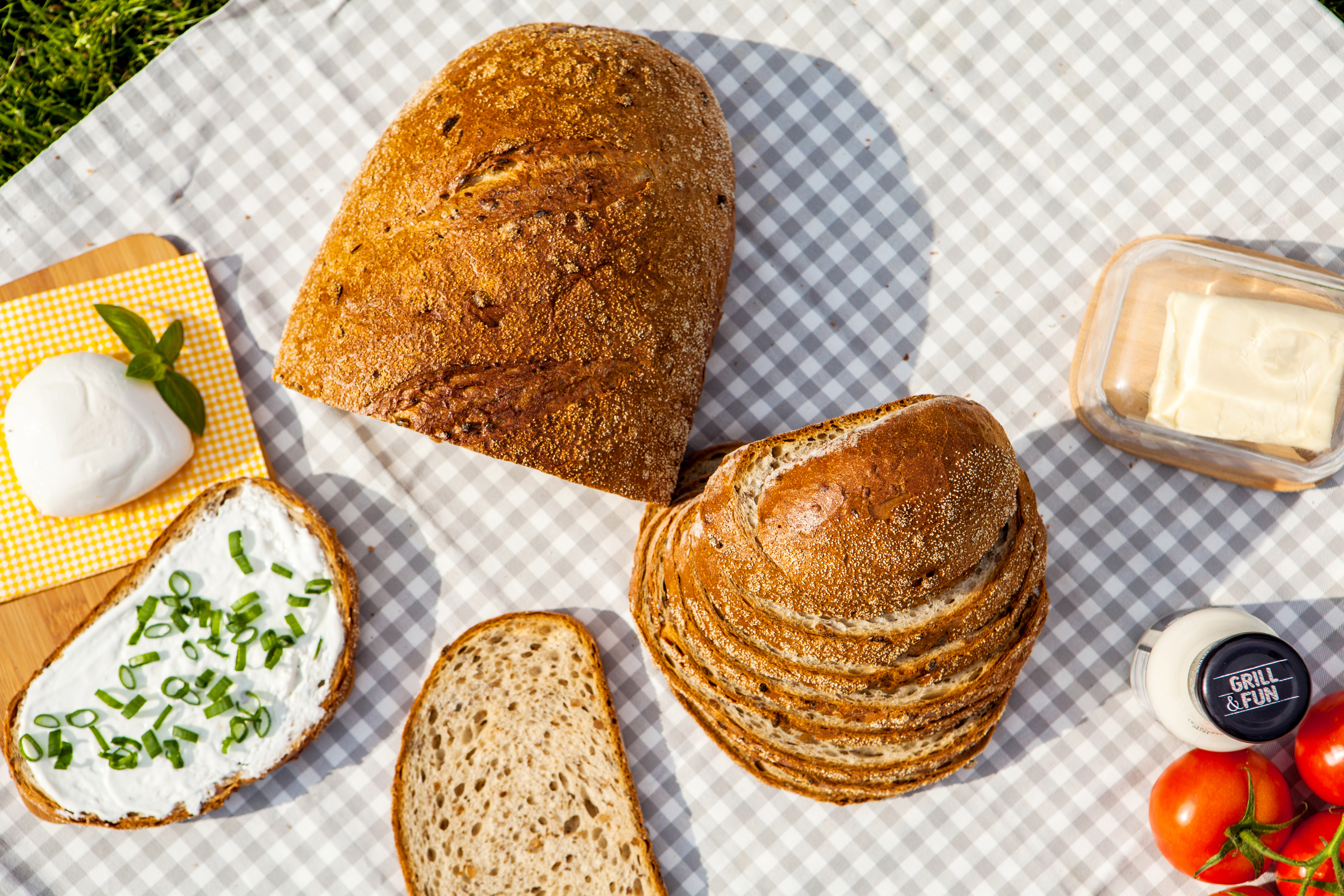 Chleb Sielankowy z kiełkami pszenicy i siemieniem lnianym